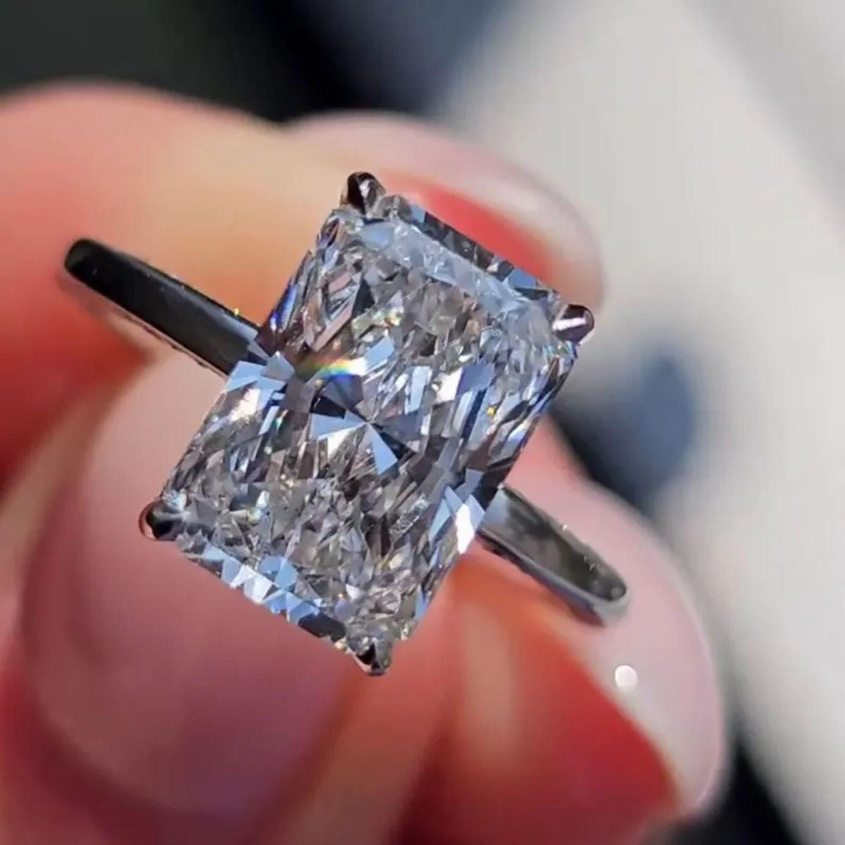 „Jenny“ Solitär Radiant Lab grown Diamant Verlobungsring Ringe Lab Diamond Labgrownlove Handgefertigt Jetzt einkaufen