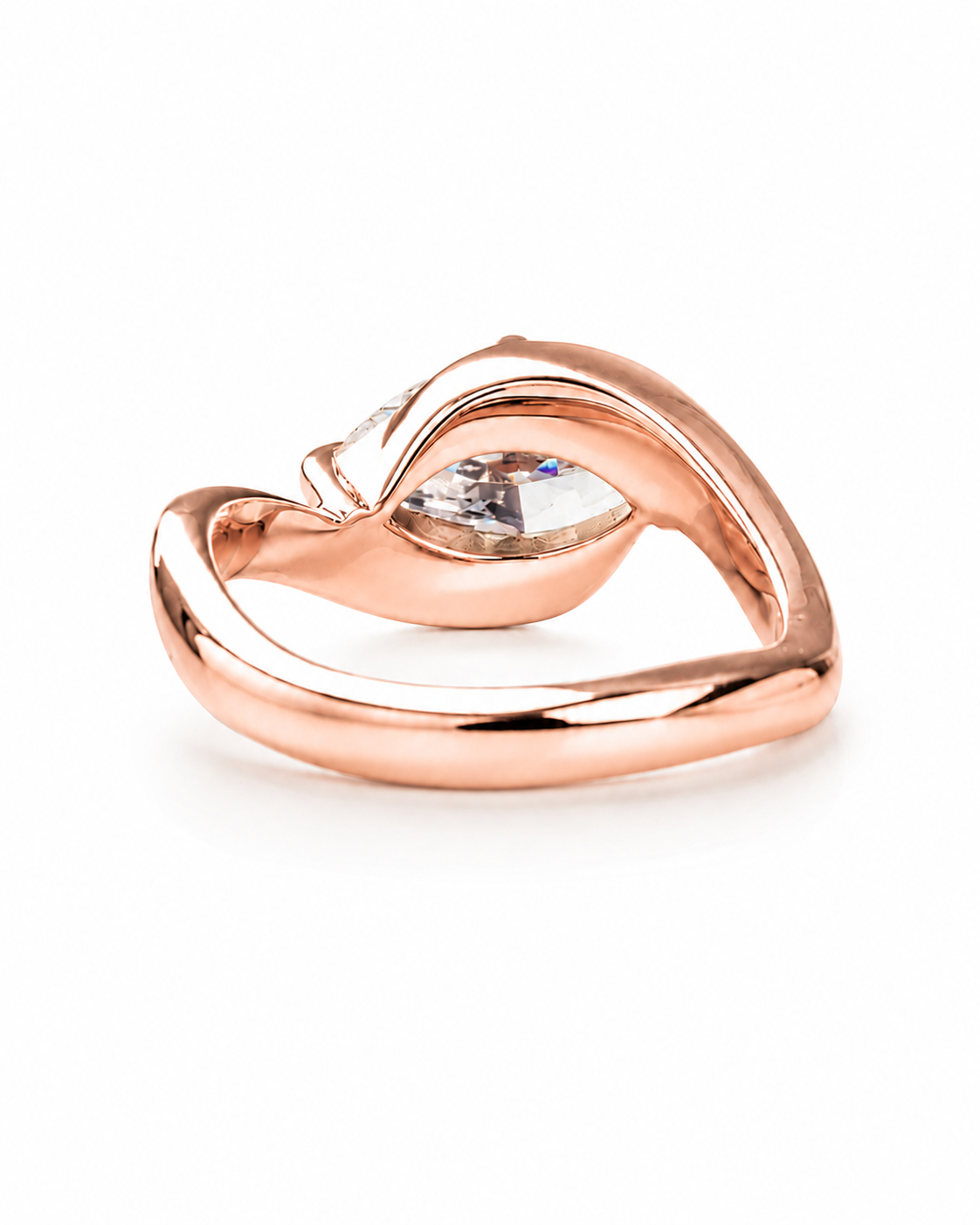 Melissa - Bypass Marquise-Verlobungsring aus 18k Roségold mit einem funkelnden, laborgezüchteten Diamanten - handgefertigt & nachhaltig - von Labgrownlove