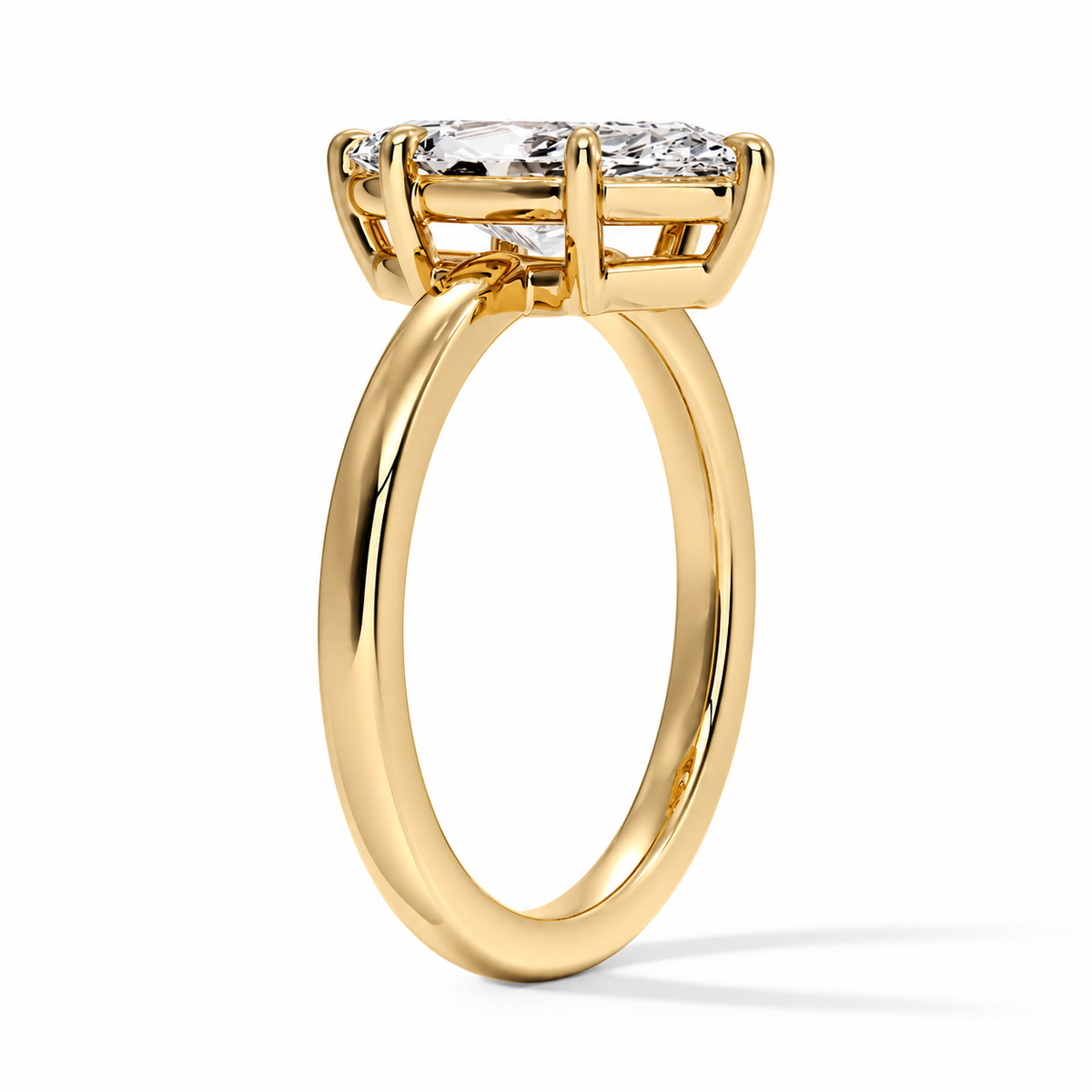 Rom - Marquise Solitaire Low Profile Verlobungsring aus 14k und 18k Gelbgold mit einem funkelnden, laborgezüchteten Diamanten - handgefertigt & nachhaltig - von Labgrownlove