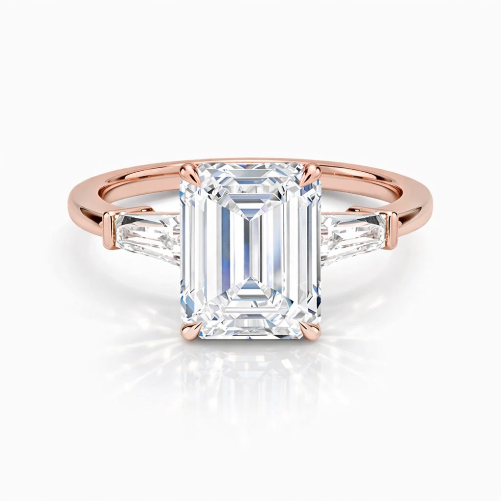 Guilia Emerald Baguette Threestone Laborgezüchteter Diamant Verlobungsring