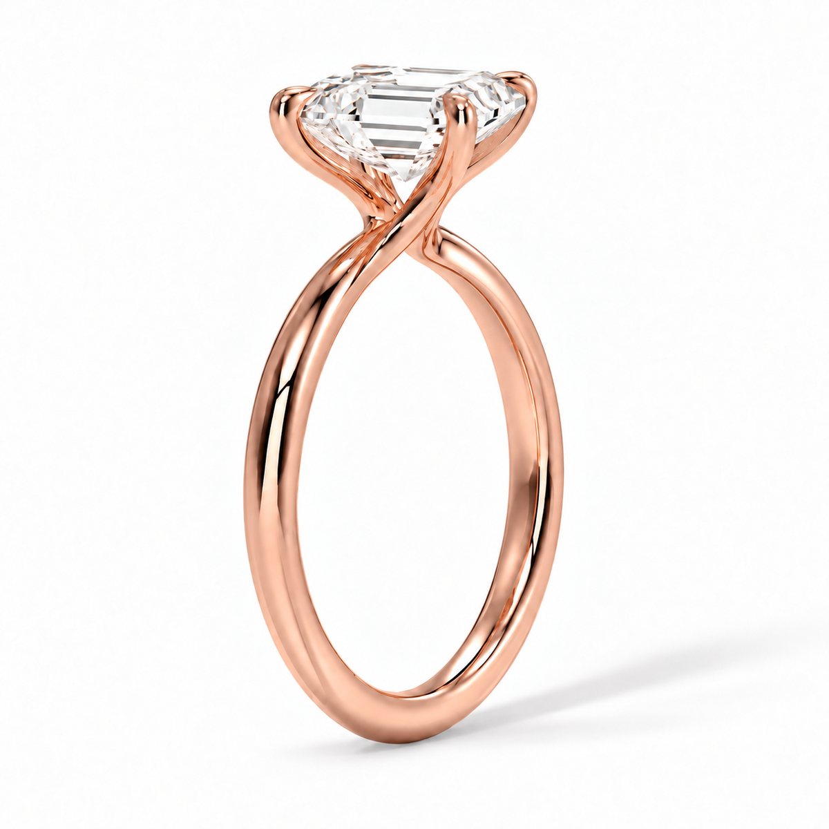 Seitenansicht: Asscher Solitär-Verlobungsring aus Roségold mit Labordiamant