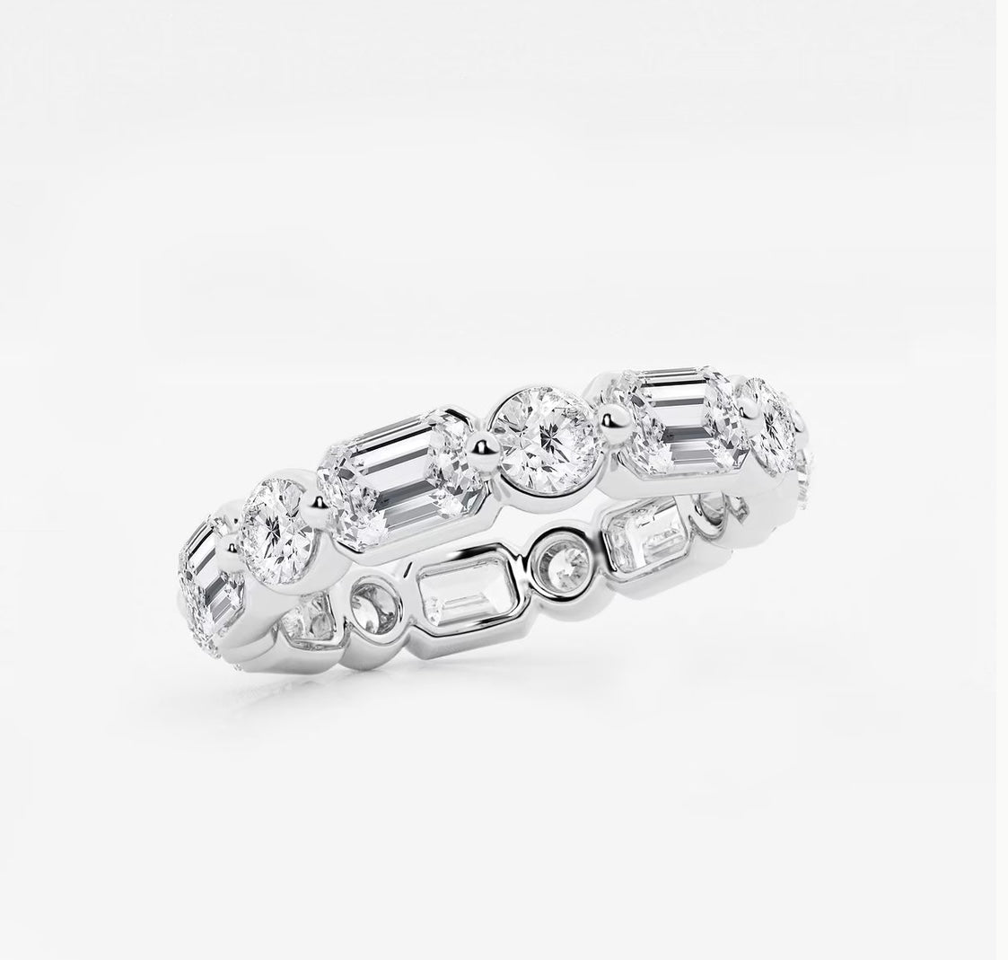 „Gigi“ Band Brilliant/ Emerald Lab-grown Diamant - Lab Diamond