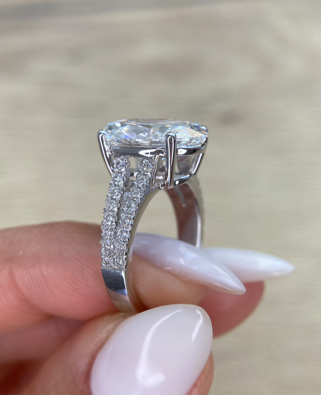 Jess Eternity Oval Lab grown Diamant | Verlobungsring Ringe Lab Diamond Labgrownlove Handgefertigt Jetzt einkaufen