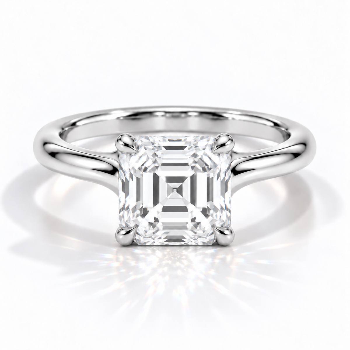 Asscher Verlobungsring aus Weißgold mit Labordiamant und Cathedral-Fassung