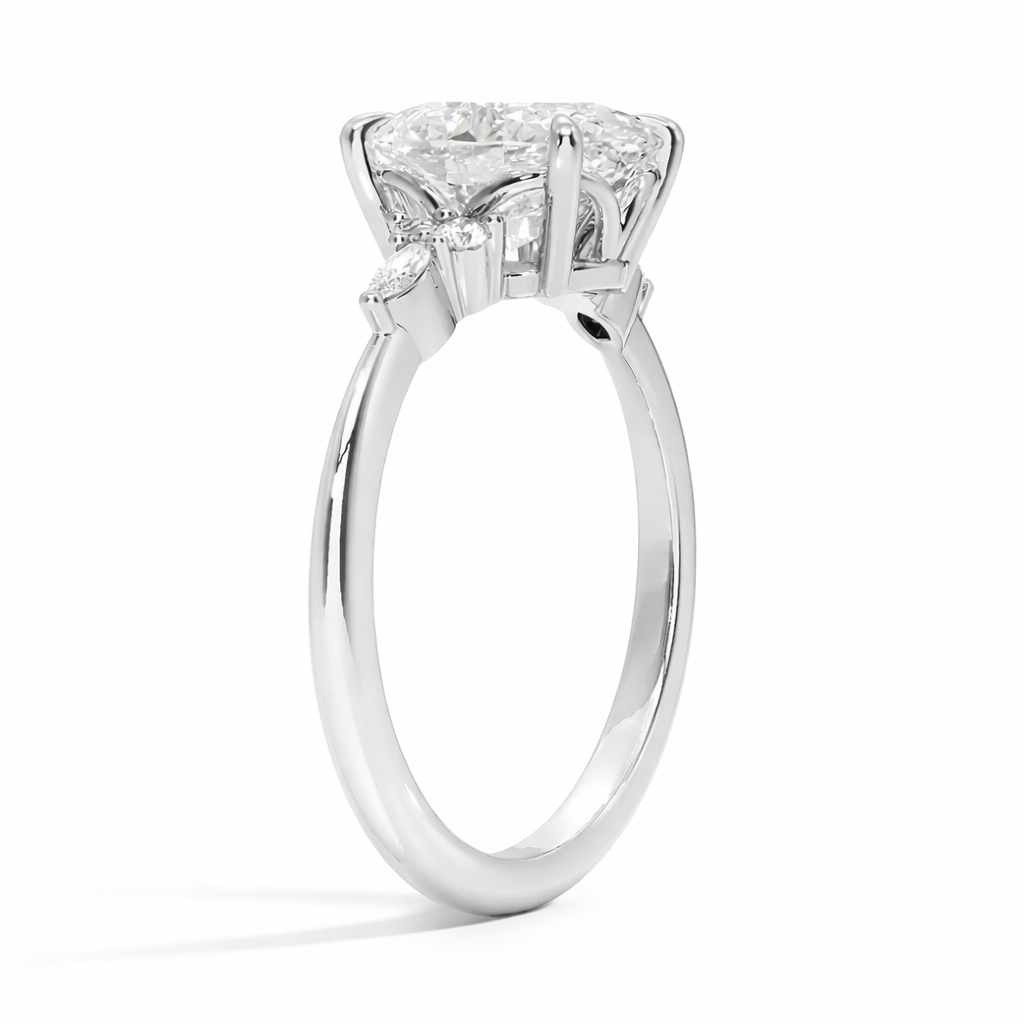 Flores - Oval Triology Verlobungsring aus 14k Weißgold mit einem funkelnden, laborgezüchteten Diamanten - handgefertigt & nachhaltig - von Labgrownlove 