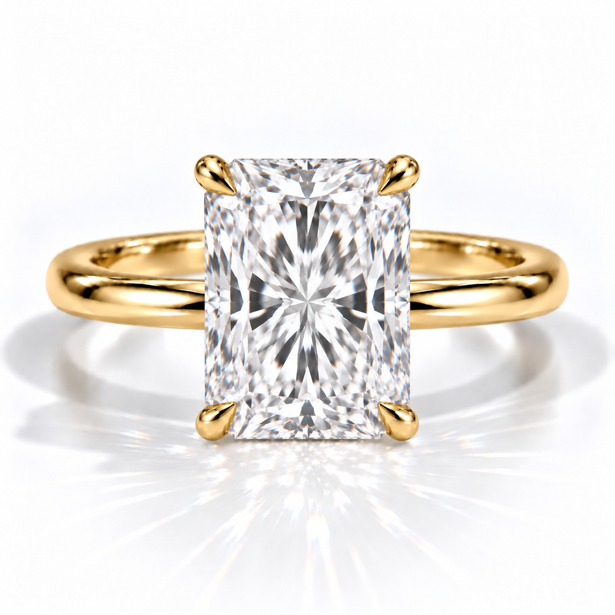 Radiant Solitär-Verlobungsring aus 14 Karat Gelbgold mit Labordiamant