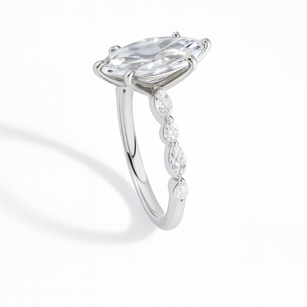 Marija-Marquise Verlobungsring mit Laborgezüchteten Diamant