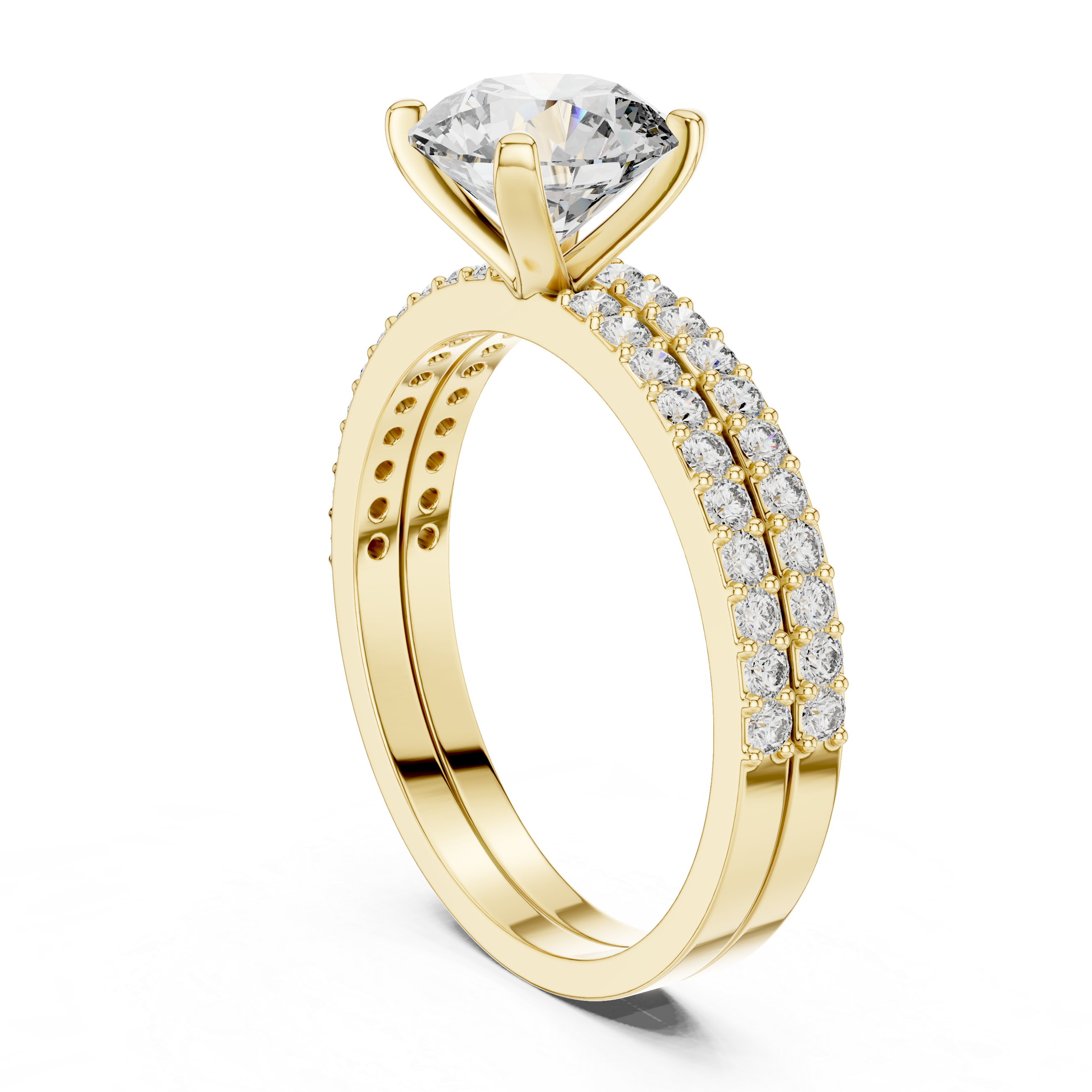 Diamond ring with clusters small diamonds in gold