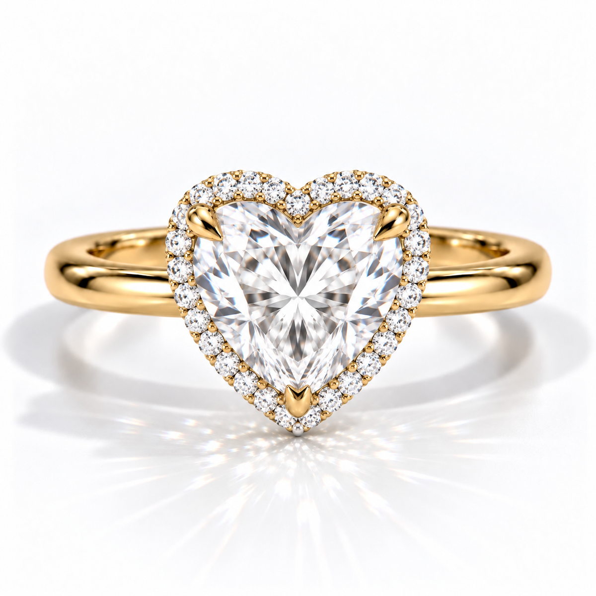 Herz Halo-Verlobungsring aus Gelbgold mit Labordiamant