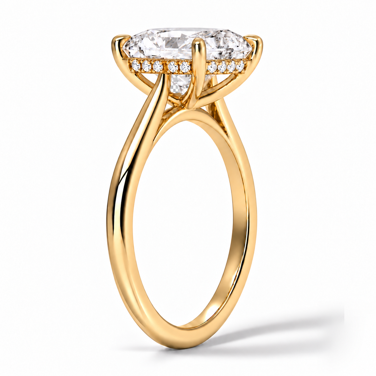 Seitenansicht: Verlobungsring aus Gelbgold mit Labordiamant