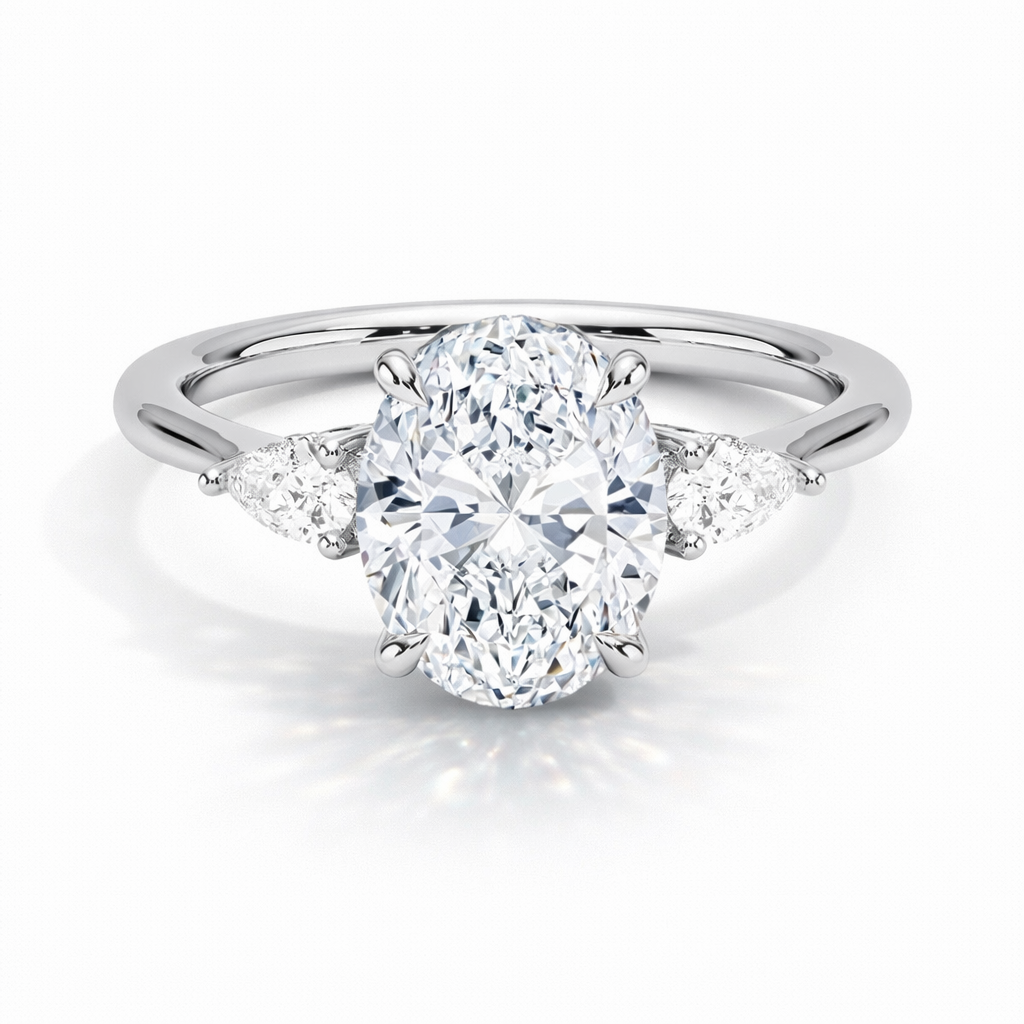 Carmen Oval Threestone Verlobungsring aus 18k Weißgold mit einem funkelnden, laborgezüchteten Diamanten – handgefertigt, nachhaltig, von Labgrownlove