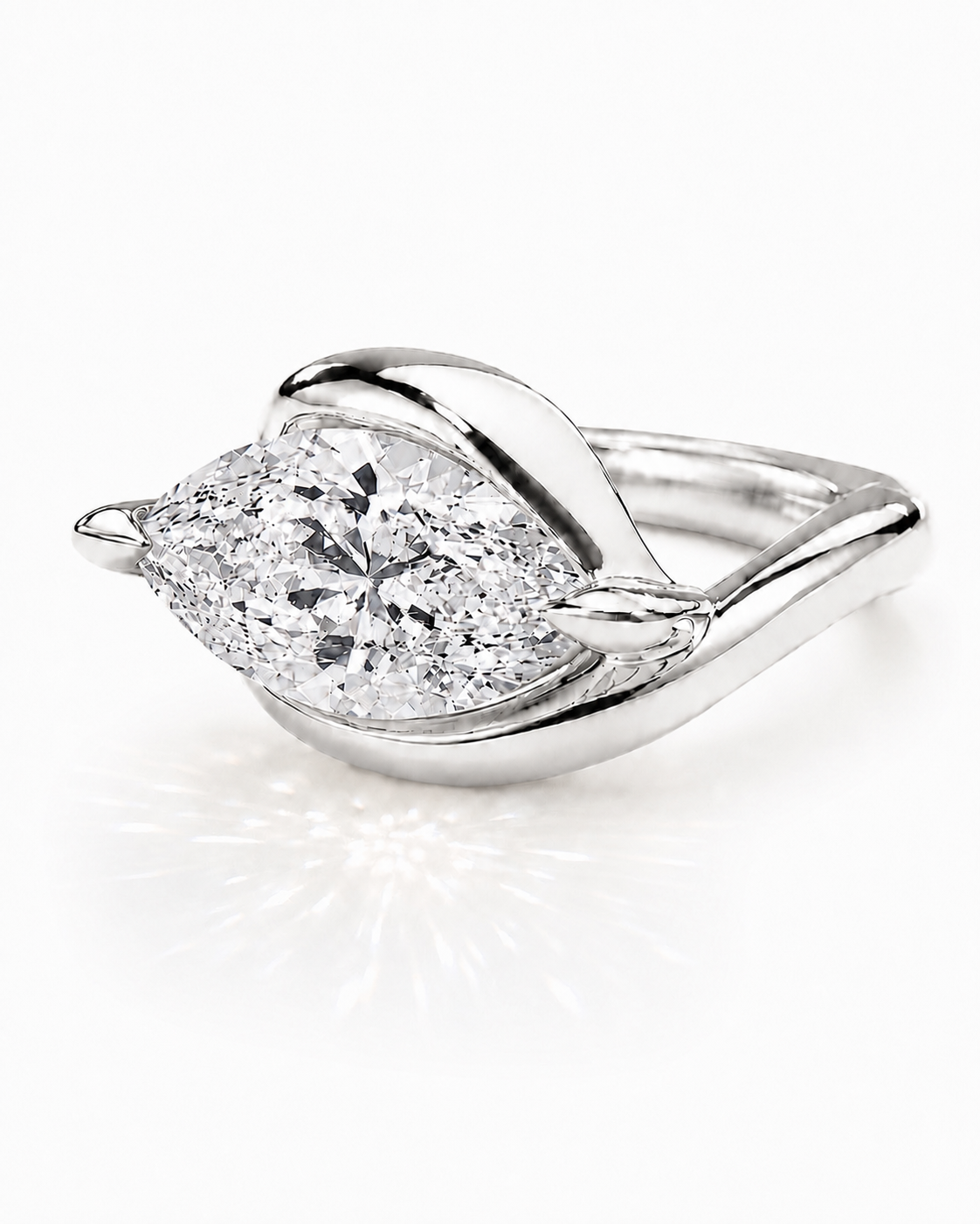 Melissa - Bypass Marquise-Verlobungsring aus 18k Weißgold mit einem funkelnden, laborgezüchteten Diamanten - handgefertigt & nachhaltig - von Labgrownlove