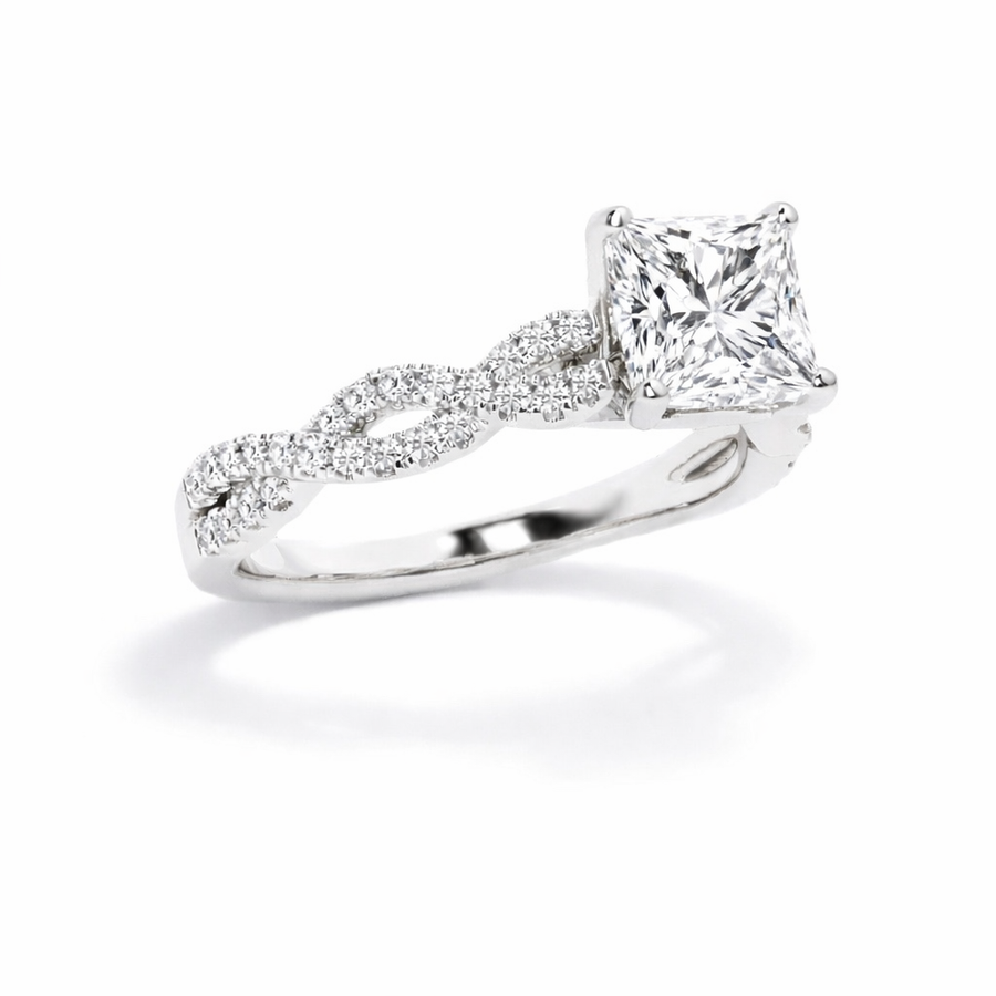 Princess-Cut Verlobungsring aus 14 Karat Weißgold mit Labordiamant und geschwungener Ringschiene