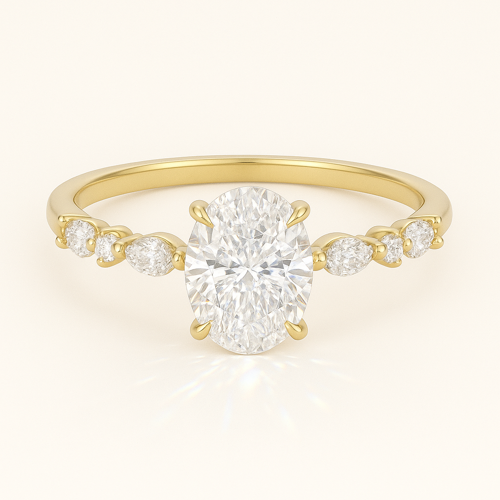 Chelsea - Oval Pavé Verlobungsring aus 14k Gelbgold mit einem funkelnden, laborgezüchteten Diamanten - handgefertigt & nachhaltig - von Labgrownlove 