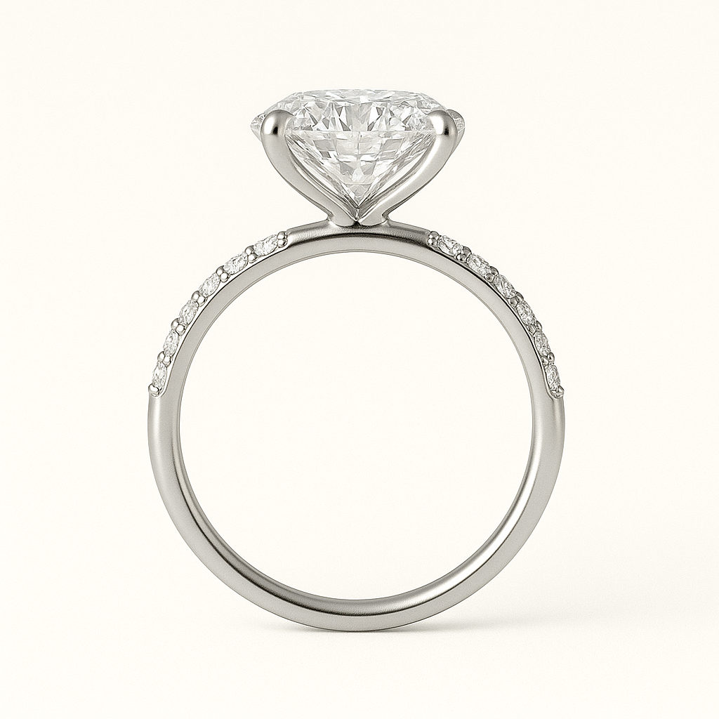 Tiffany Pave Verlobungsring aus 14k Weißgold mit einem funkelnden, natürlichen Diamanten - handgefertigt & nachhaltig - von Labgrownlove 