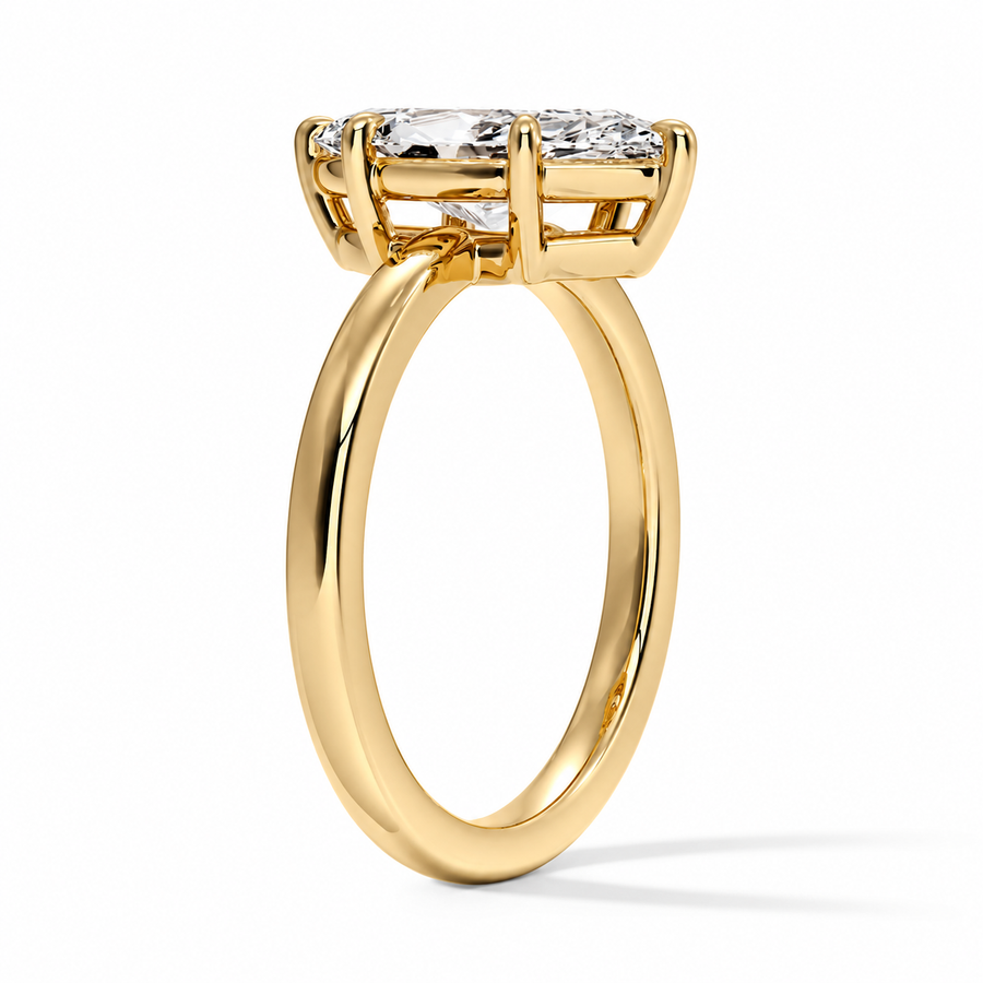 Seitenansicht: Marquise Verlobungsring aus Gelbgold mit Labordiamant und flacher Fassung