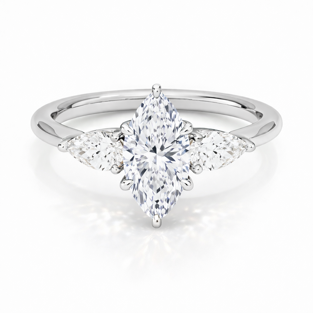 Lara - Marquise Threestone Laborgezüchteter Diamant