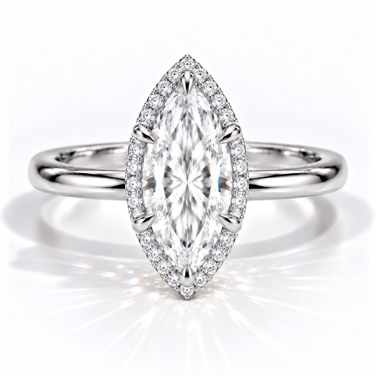 Marquise Halo-Verlobungsring aus Weißgold mit Labordiamant