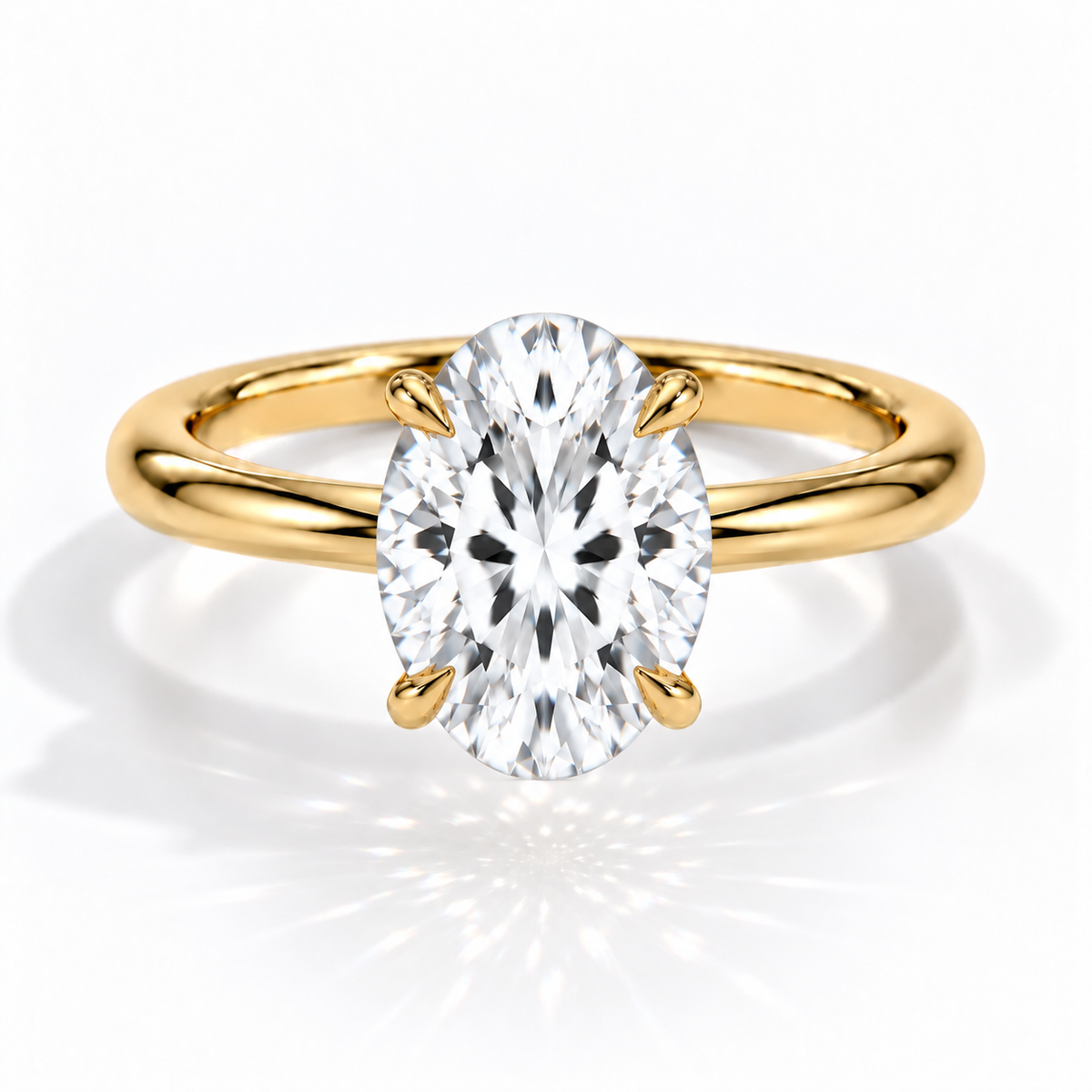 Ovaler Verlobungsring aus Gelbgold mit Labordiamant und Galerieschiene