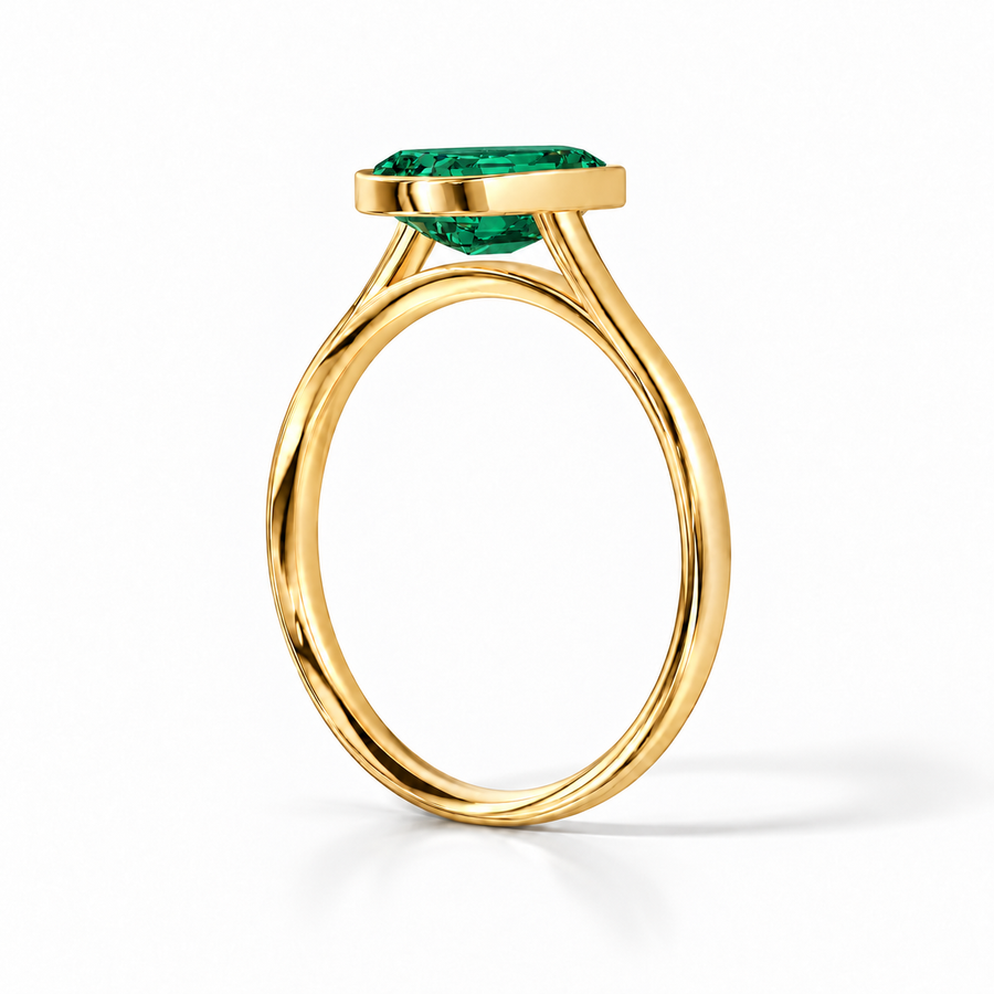 Gia – Emerald Bezel Verlobungsring | Laborgezüchteter Smaragd, Rubin oder Saphir