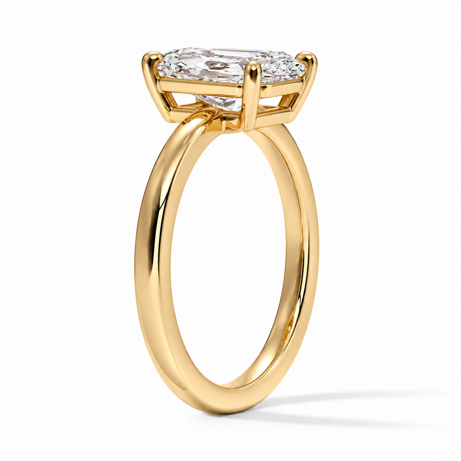 Seitenansicht: Radiant Verlobungsring aus Gelbgold mit Labordiamant und flacher Fassung